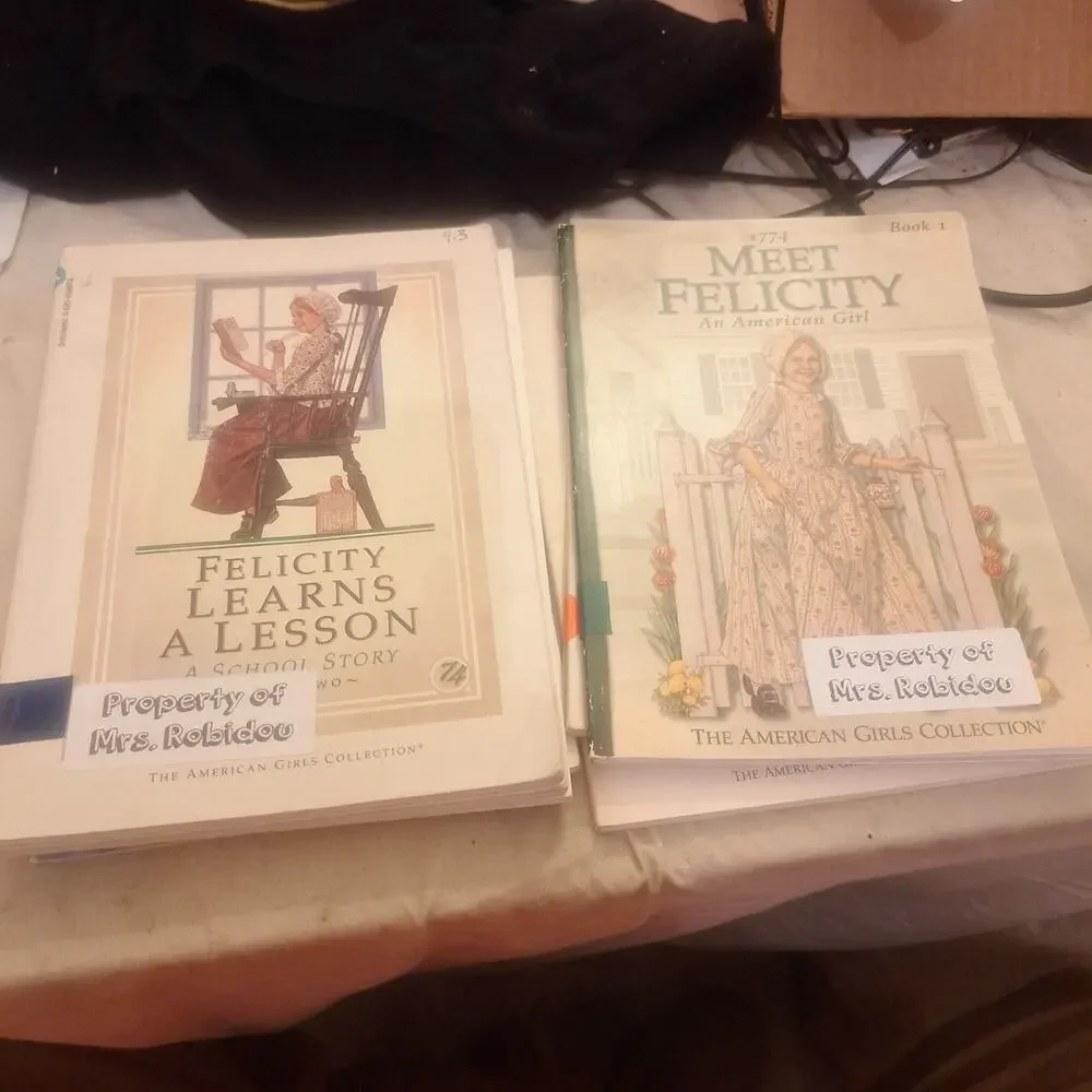 Set Of 8 The American Girl Collection Paperback See Pics